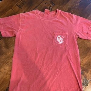 Comfort Colors size small